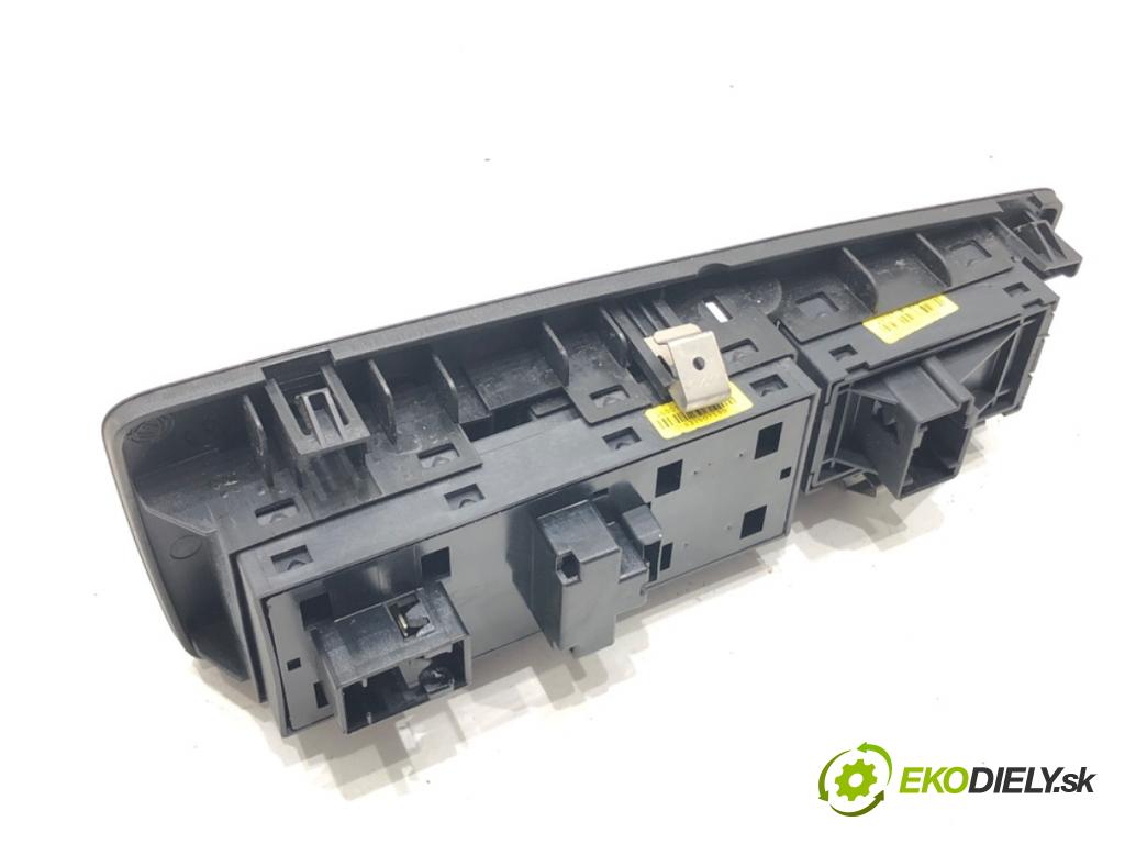 FIAT BRAVO II (198_) 2006 - 2022    1.4 T-Jet (198AXF1B) 110 kW [150 KM] benzyna 2007 - 2014  Prepínač okien 735434462 (Prepínacie páčky pod volantom)