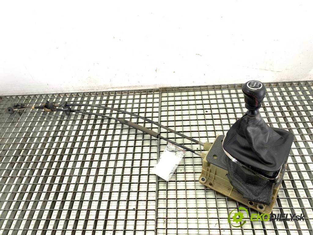 FIAT BRAVO II (198_) 2006 - 2022    1.4 T-Jet (198AXF1B) 110 kW [150 KM] benzyna 2007 - 2014  Kulisa 55349630 (Rýchlostná páka (kulisa))