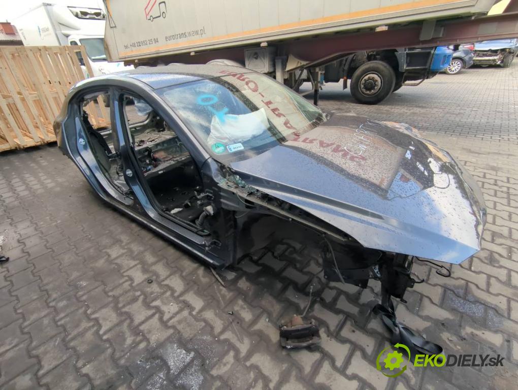 MAZDA 3 (BM, BN) 2013 - 2022    2.0 88 kW [120 KM] benzyna 2013 - 2022  KAROSERIA ČTVRŤÁK blatník zadní část levý pravý práh střecha PODŁUŻNICA levý pravý
