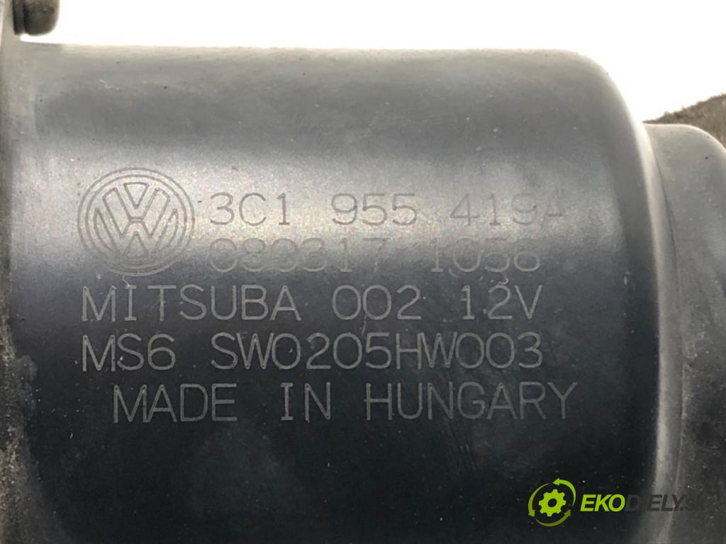 VW PASSAT B6 Variant (3C5) 2005 - 2011    1.9 TDI 77 kW [105 KM] olej napędowy 2005 - 2010  Mechanizmus stieračov predný 3C1955023E (Motorček stieračov predný)