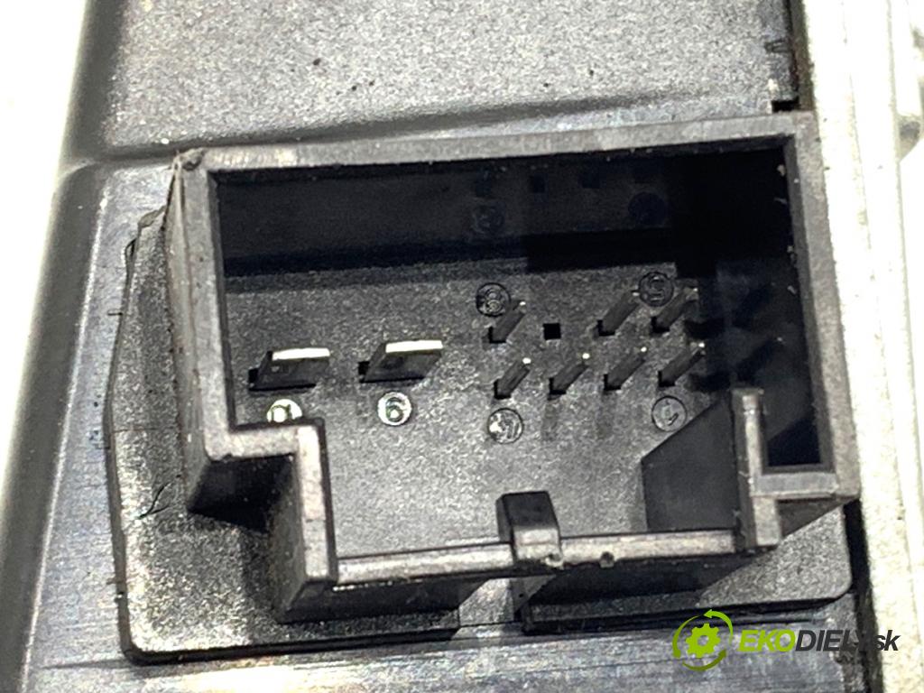 VW PASSAT B6 Variant (3C5) 2005 - 2011    1.9 TDI 77 kW [105 KM] olej napędowy 2005 - 2010  blokáda volantu 3C0905861G (Ostatné)