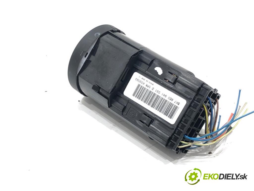 SEAT EXEO (3R2) 2008 - 2013    2.0 TDI 105 kW [143 KM] olej napędowy 2008 - 2013  spínač světel 8E0941531D