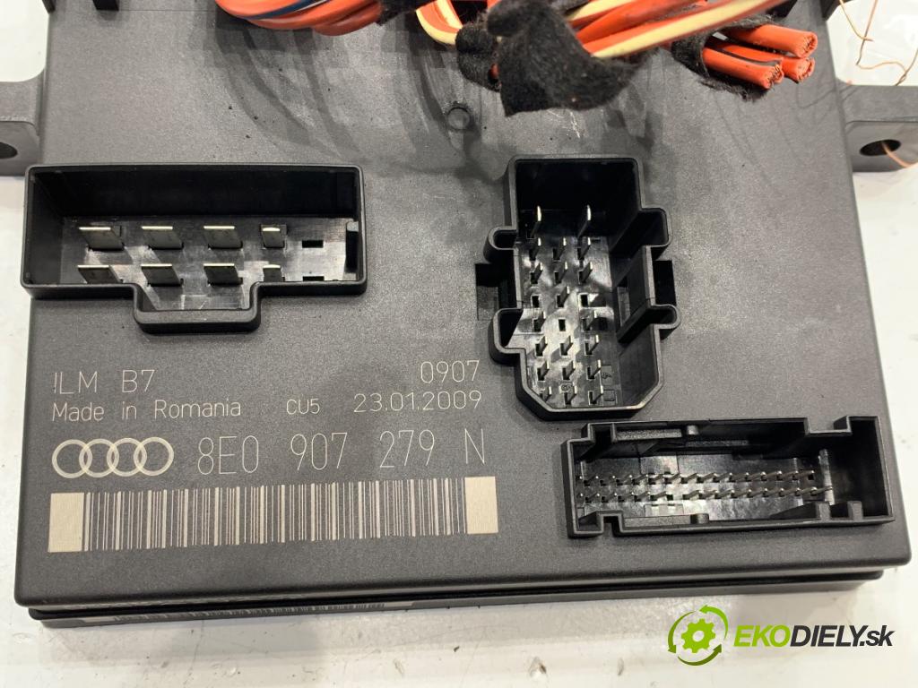 SEAT EXEO (3R2) 2008 - 2013    2.0 TDI 105 kW [143 KM] olej napędowy 2008 - 2013  Modul svetiel 8E0907279N (Riadiaca jednotka ostatné)