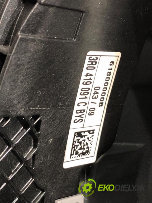 SEAT EXEO (3R2) 2008 - 2013    2.0 TDI 105 kW [143 KM] olej napędowy 2008 - 2013  Volant 3R0419091C (Volant)