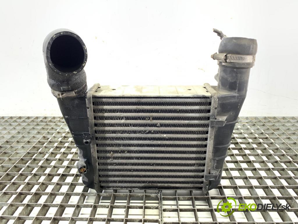 SEAT EXEO (3R2) 2008 - 2013    2.0 TDI 105 kW [143 KM] olej napędowy 2008 - 2013  intercooler 8E0145805AA (Chladiče nasávaného vzduchu (intercoolery))