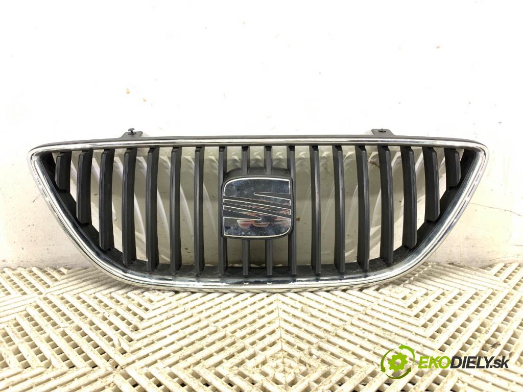 SEAT EXEO (3R2) 2008 - 2013    2.0 TDI 105 kW [143 KM] olej napędowy 2008 - 2013  mřížka maska  (Mřížky (masky) chladičů)