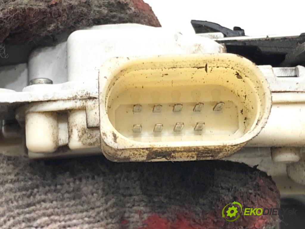 AUDI Q7 (4LB) 2006 - 2016    4.2 TDI quattro 240 kW [326 KM] olej napędowy 2007 - 2009  zámok dveře pravý zadní část 3C4839016C
