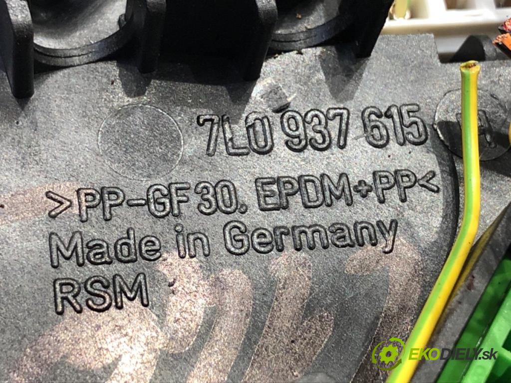 AUDI Q7 (4LB) 2006 - 2016    4.2 TDI quattro 240 kW [326 KM] olej napędowy 2007 - 2009  skříňka poistková 7L0937615H (Pojistkové skříňky)