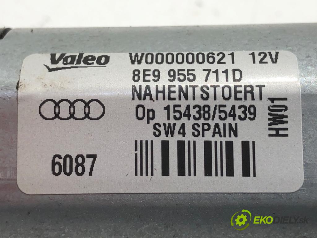 AUDI Q7 (4LB) 2006 - 2016    4.2 TDI quattro 240 kW [326 KM] olej napędowy 2007 - 2009  motor stěračů zadní část 8E9955711D