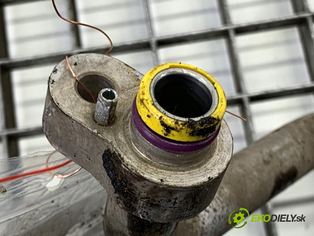 AUDI Q7 (4LB) 2006 - 2016    4.2 TDI quattro 240 kW [326 KM] olej napędowy 2007 - 2009  rúrka klimatizácie 7L8820744 (Rúrka klimatizácie)