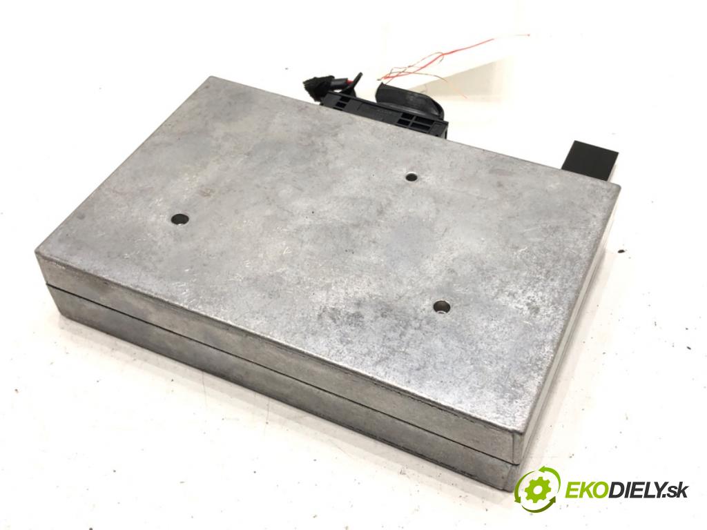 AUDI Q7 (4LB) 2006 - 2016    4.2 TDI quattro 240 kW [326 KM] olej napędowy 2007 - 2009  modul BLUETOOTH 4E0862335 (Ostatní)