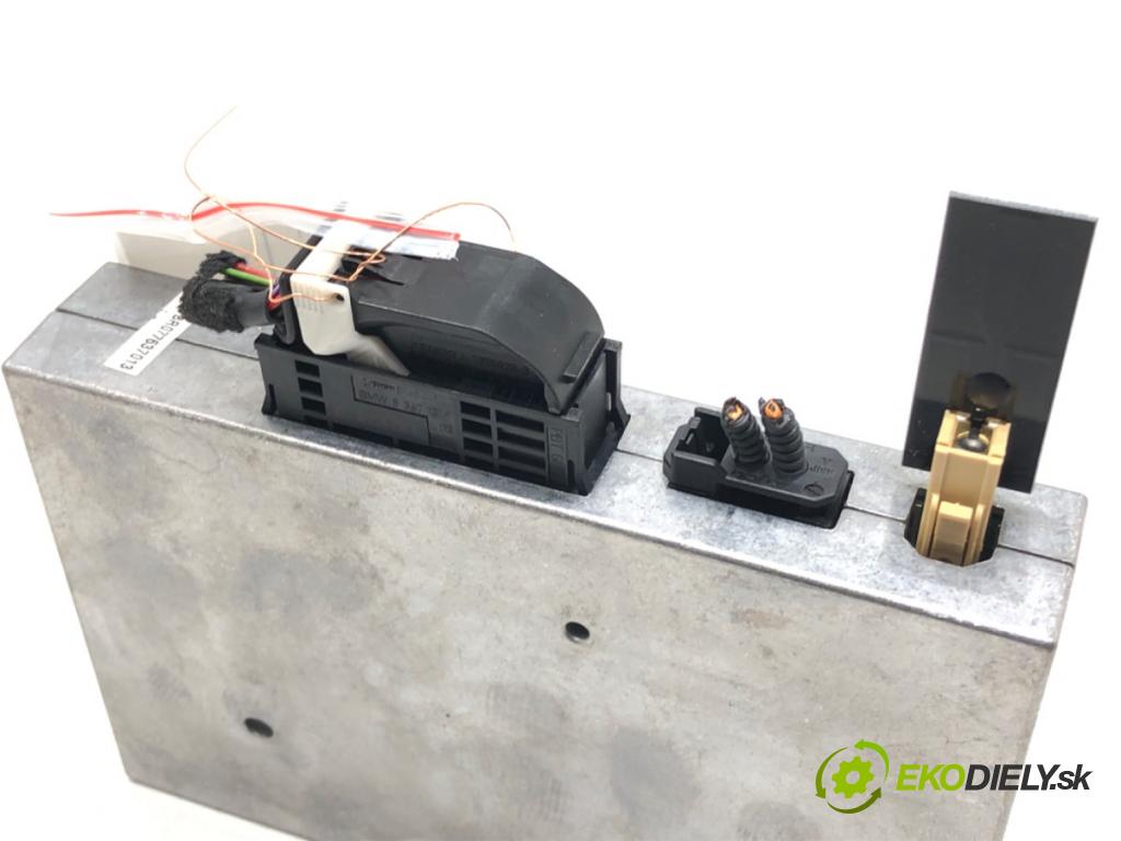 AUDI Q7 (4LB) 2006 - 2016    4.2 TDI quattro 240 kW [326 KM] olej napędowy 2007 - 2009  modul BLUETOOTH 4E0862335 (Ostatní)