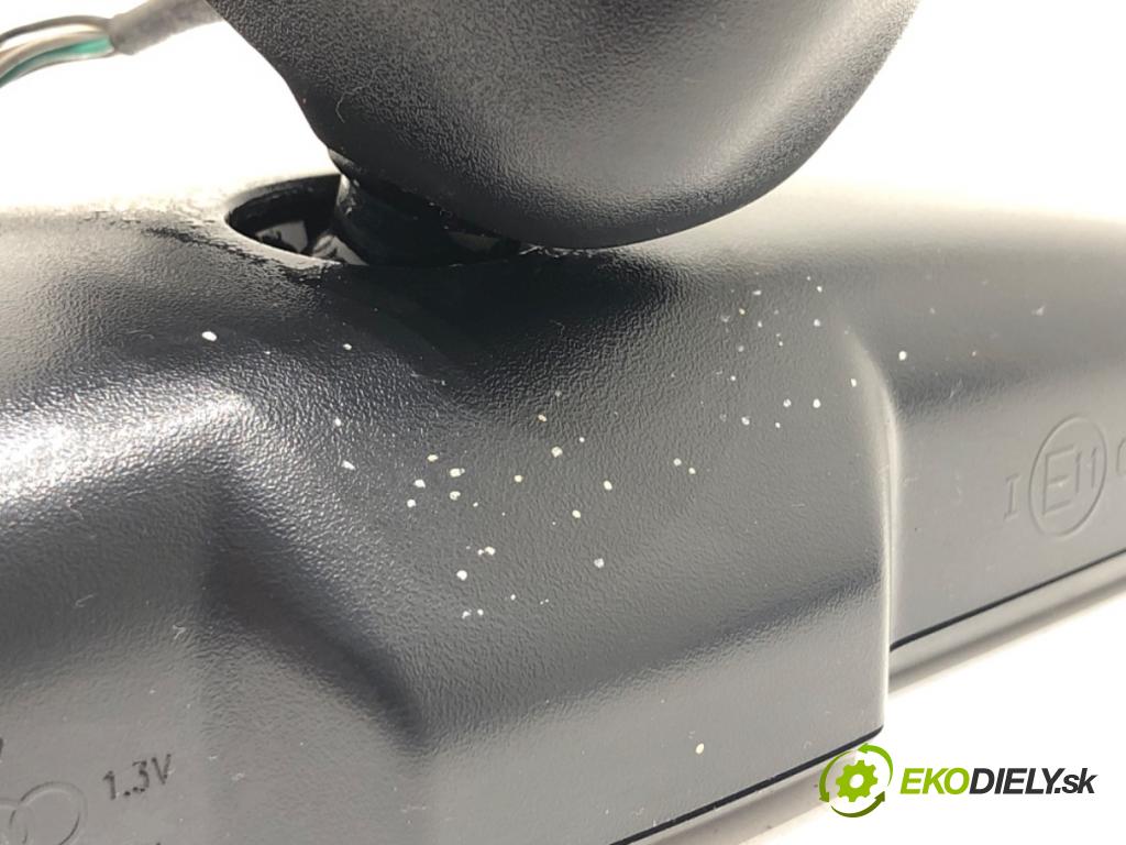 AUDI Q7 (4LB) 2006 - 2016    4.2 TDI quattro 240 kW [326 KM] olej napędowy 2007 - 2009  zpětné zrcátko vnitřní 4L0857511A (Světla vnitřní)