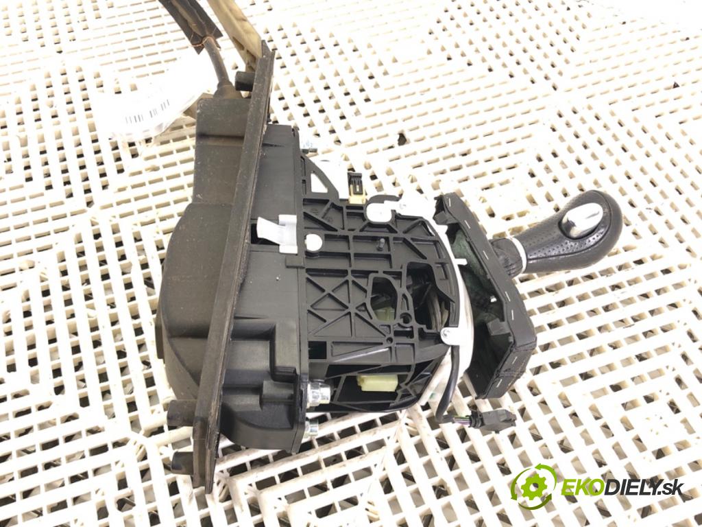 AUDI Q7 (4LB) 2006 - 2016    4.2 TDI quattro 240 kW [326 KM] olej napędowy 2007 - 2009  kulisa 4L1713041J (Rýchlostné páky / kulisy)
