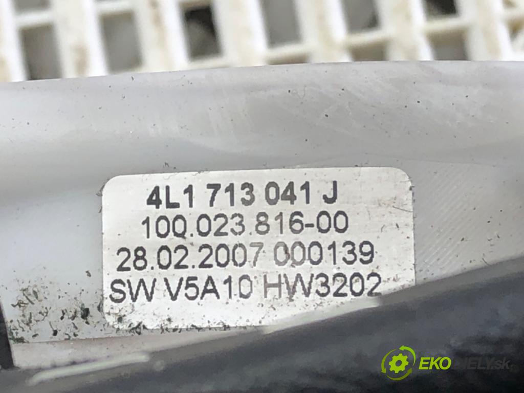 AUDI Q7 (4LB) 2006 - 2016    4.2 TDI quattro 240 kW [326 KM] olej napędowy 2007 - 2009  Kulisa 4L1713041J (Rýchlostná páka (kulisa))