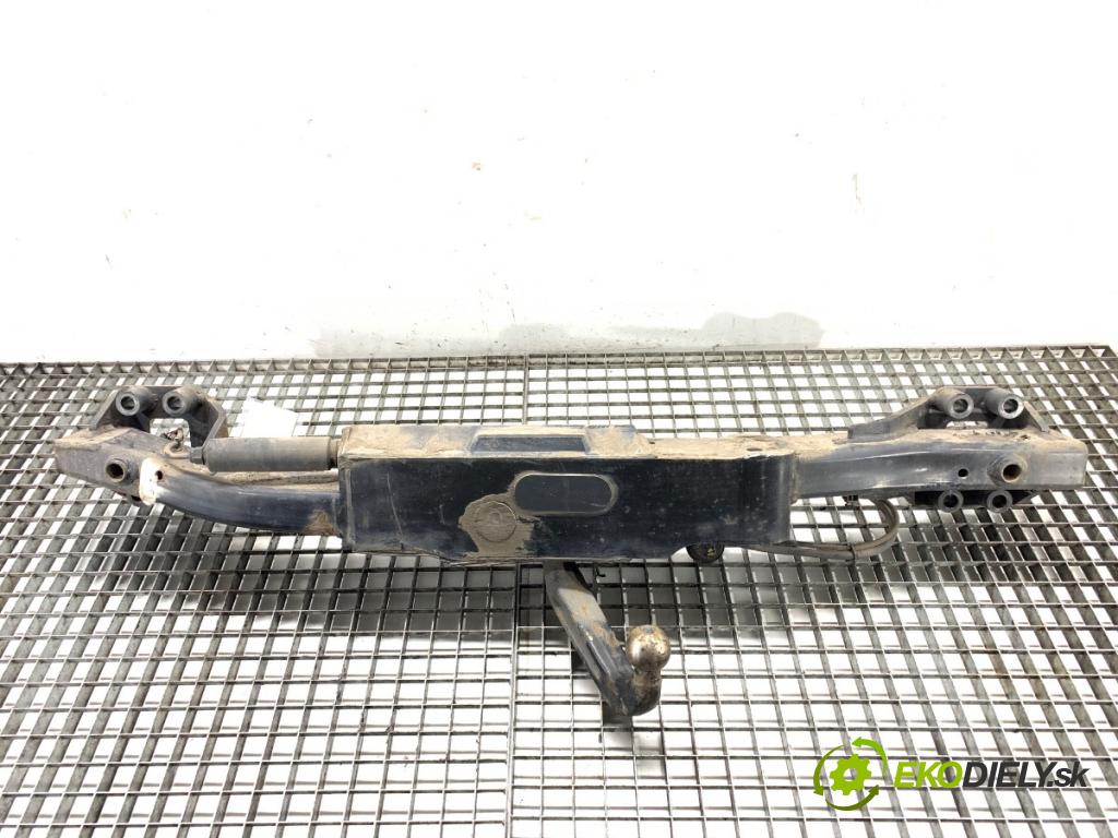 AUDI Q7 (4LB) 2006 - 2016    4.2 TDI quattro 240 kW [326 KM] olej napędowy 2007 - 2009  Hák tažné zařízení 4L0803921E (Tažná zařízení)