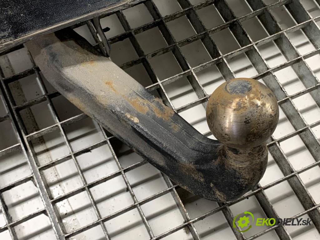 AUDI Q7 (4LB) 2006 - 2016    4.2 TDI quattro 240 kW [326 KM] olej napędowy 2007 - 2009  Hák tažné zařízení 4L0803921E (Tažná zařízení)