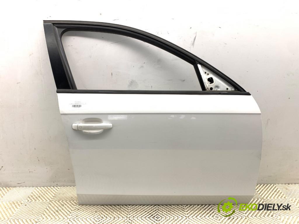 AUDI A4 B8 Kombi 2008 88 kW 1.8 TFSI 1798 Dvere pravy predný 