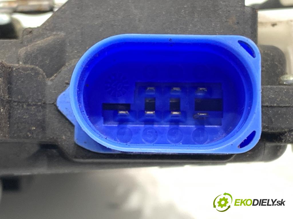 VW GOLF V (1K1) 2003 - 2010    2.0 TDI 103 kW [140 KM] olej napędowy 2004 - 2008  zámok dveře levý zadní část 7L0839015D