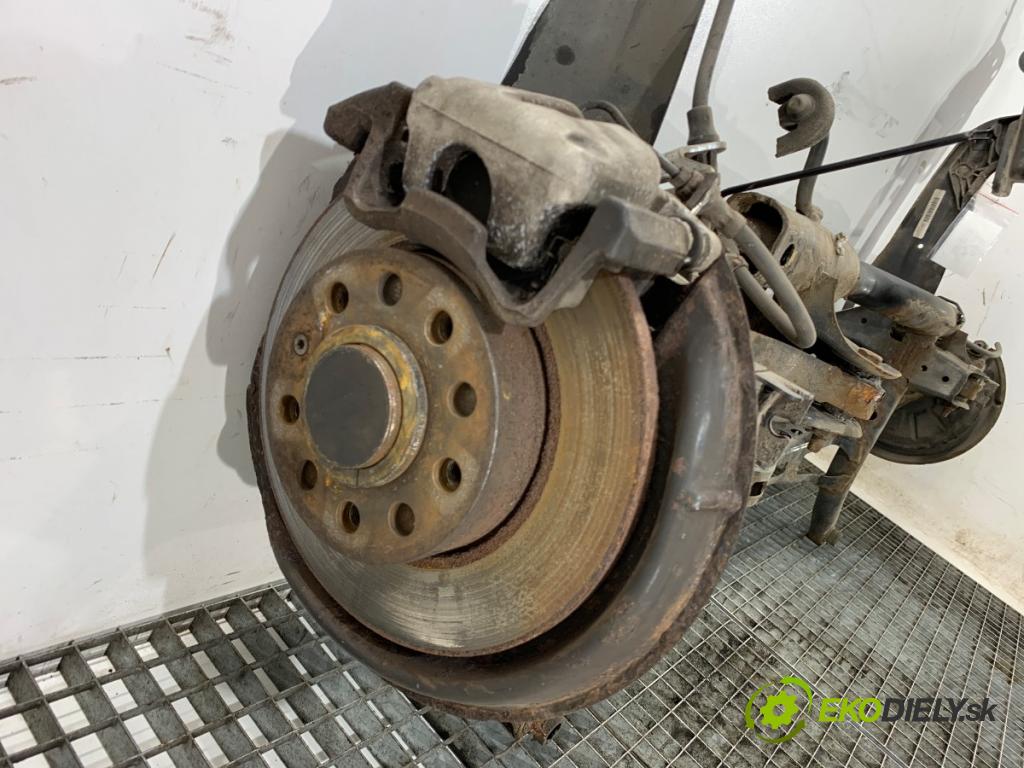 VW GOLF V (1K1) 2003 - 2010    2.0 TDI 103 kW [140 KM] olej napędowy 2004 - 2008  výztuha zadní část