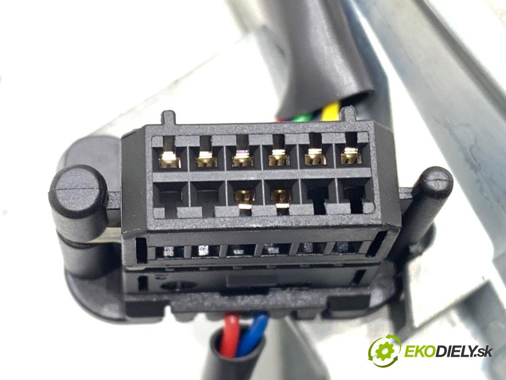 VW GOLF V (1K1) 2003 - 2010    2.0 TDI 103 kW [140 KM] olej napędowy 2004 - 2008  spinačka 1K0905851 (Spínacia skrinka)