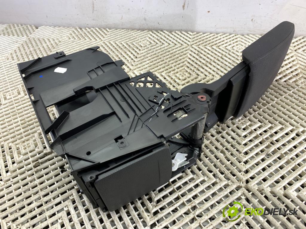 VW GOLF V (1K1) 2003 - 2010    2.0 TDI 103 kW [140 KM] olej napędowy 2004 - 2008  Lakťová opierka 1K5864251B (Lakťová opierka)