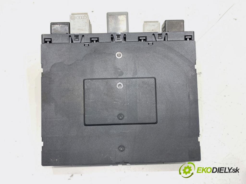 VW GOLF V (1K1) 2003 - 2010    2.0 TDI 103 kW [140 KM] olej napędowy 2004 - 2008  Modul BORDNETZ 3C0937049AJ (Riadiaca jednotka ostatné)