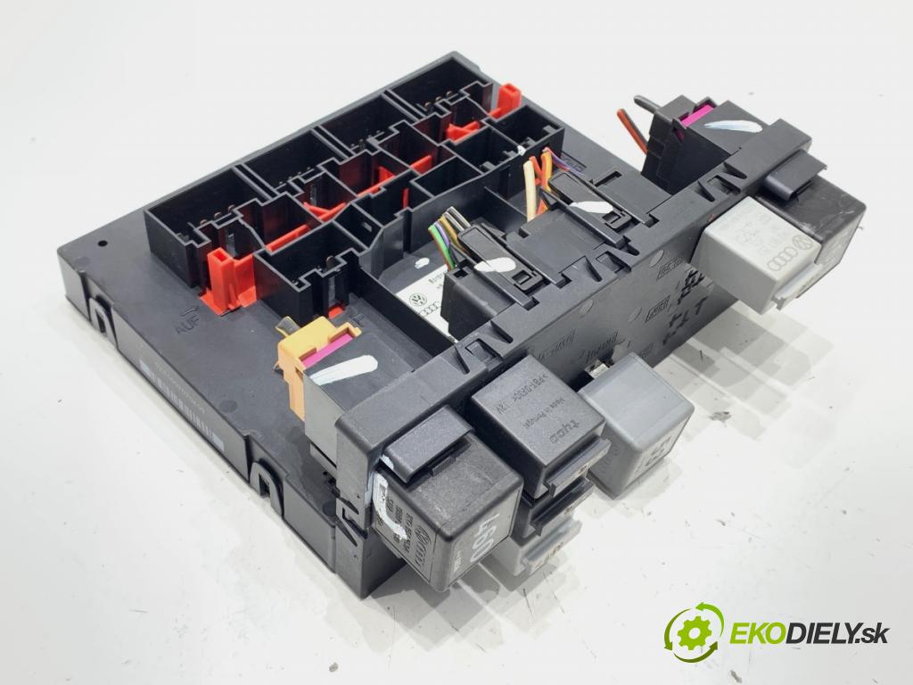 VW GOLF V (1K1) 2003 - 2010    2.0 TDI 103 kW [140 KM] olej napędowy 2004 - 2008  Modul BORDNETZ 3C0937049AJ (Riadiaca jednotka ostatné)