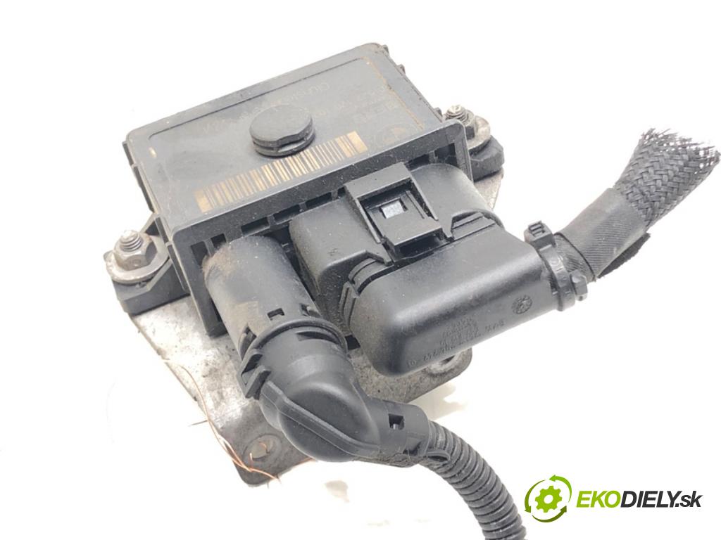 BMW X3 (E83) 2003 - 2011    xDrive 18 d 100 kW [136 KM] olej napędowy 2009 - 2011  relé sviečok žhavenia 0522120102 (Relé)