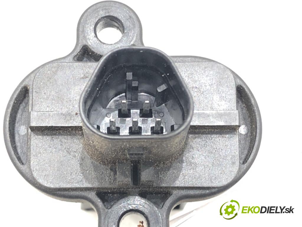 OPEL ASTRA J (P10) 2009 - 2015    1.4 Turbo (68) 103 kW [140 KM] benzyna 2009 - 2015  Váha vzduchu 13301682 (Váha vzduchu)