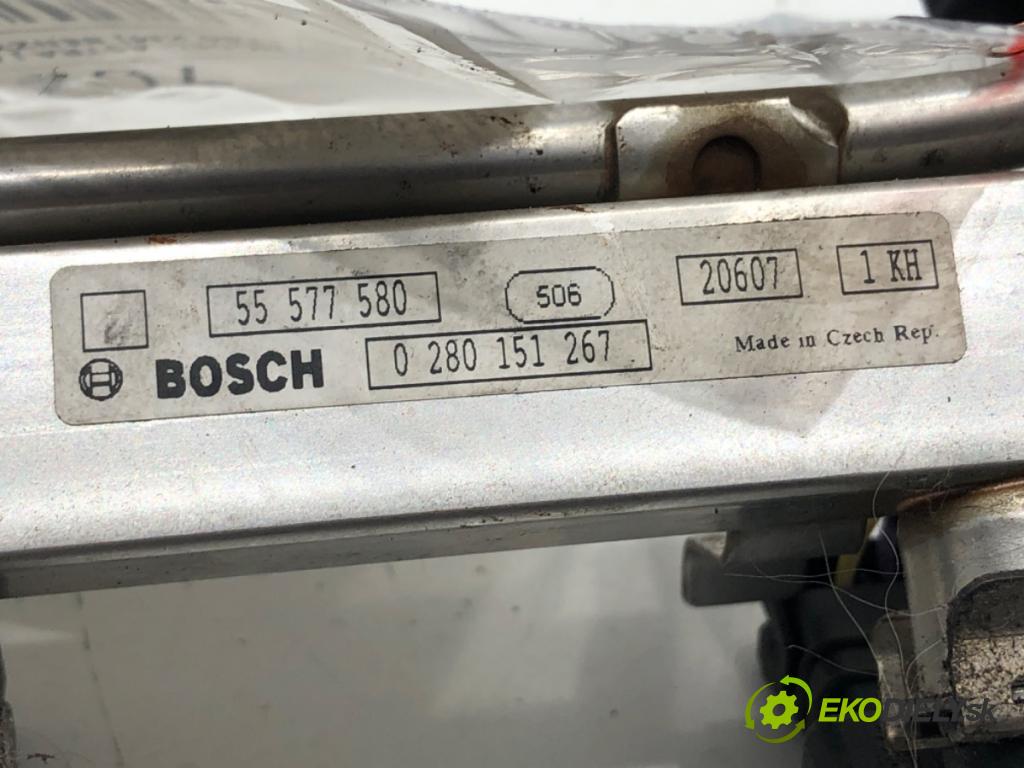 OPEL ASTRA J (P10) 2009 - 2015    1.4 Turbo (68) 103 kW [140 KM] benzyna 2009 - 2015  Lišta vstrekovacia 55577580 (Vstrekovacia lišta)