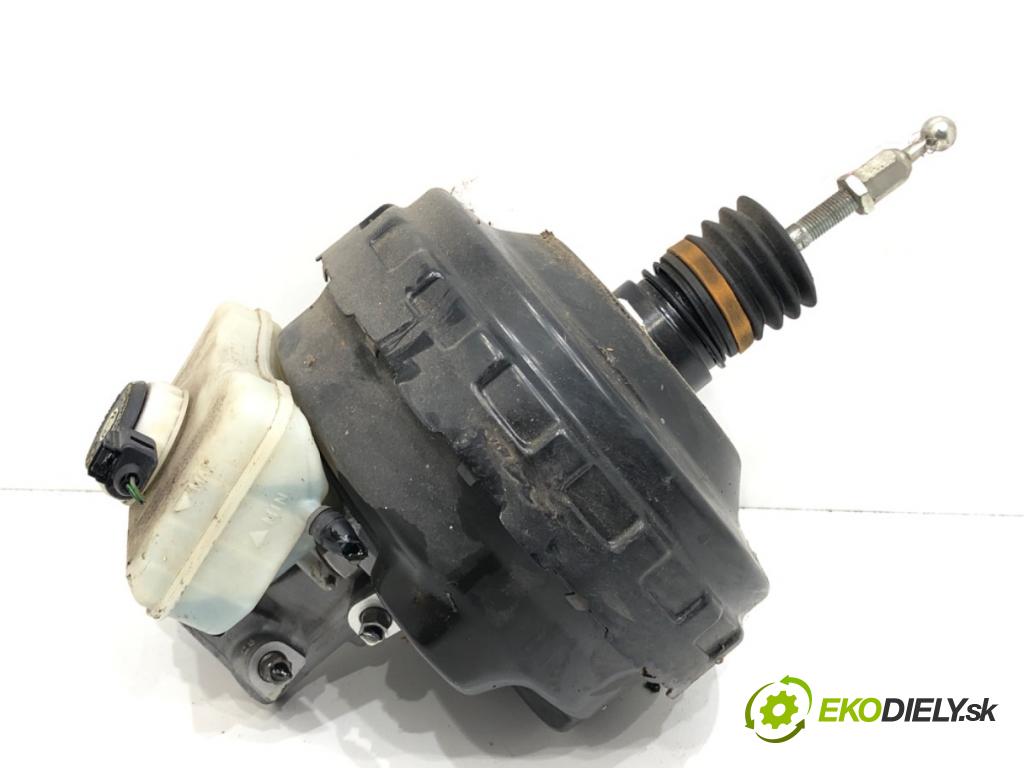 AUDI A4 B8 Avant (8K5) 2007 - 2015    1.8 TFSI 88 kW [120 KM] benzyna 2008 - 2015  Posilovač bŕzd 8K0612103E
