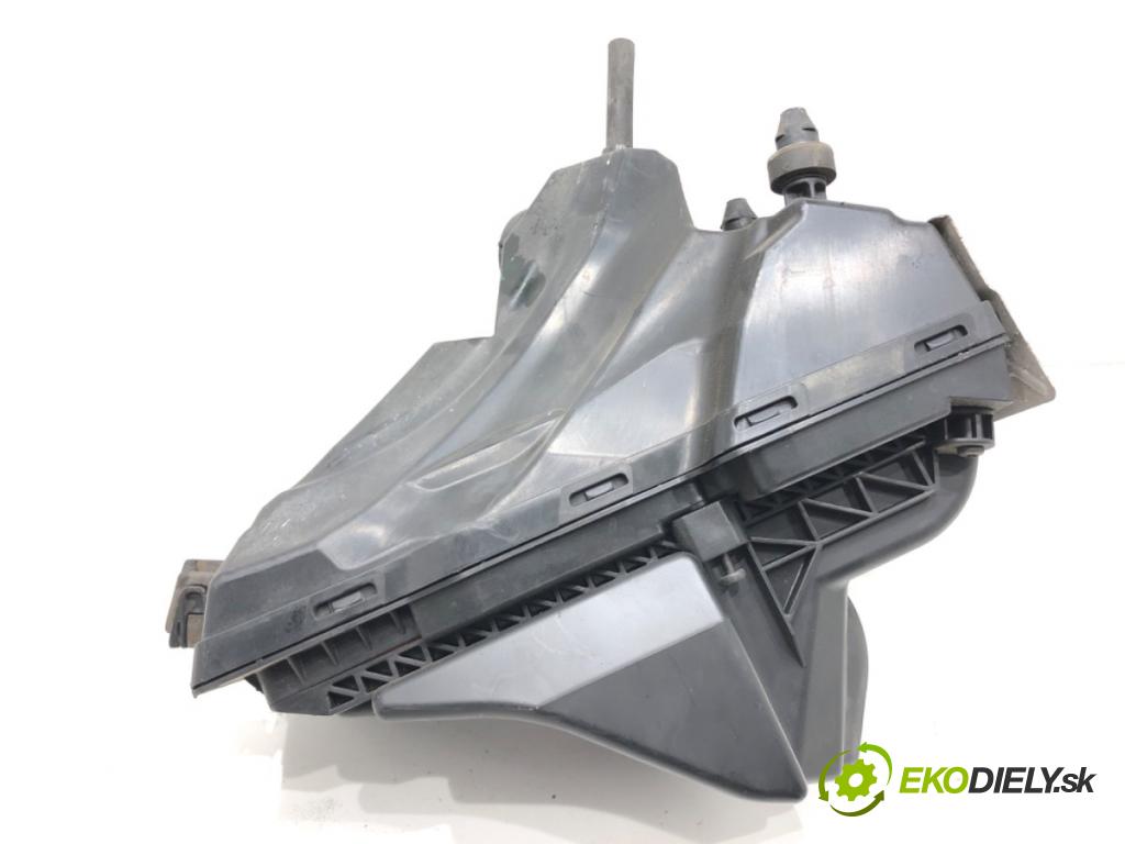 AUDI A4 B8 Avant (8K5) 2007 - 2015    1.8 TFSI 88 kW [120 KM] benzyna 2008 - 2015  Obal filtra vzduchu 8R0133835E (Obal filtra vzduchu)