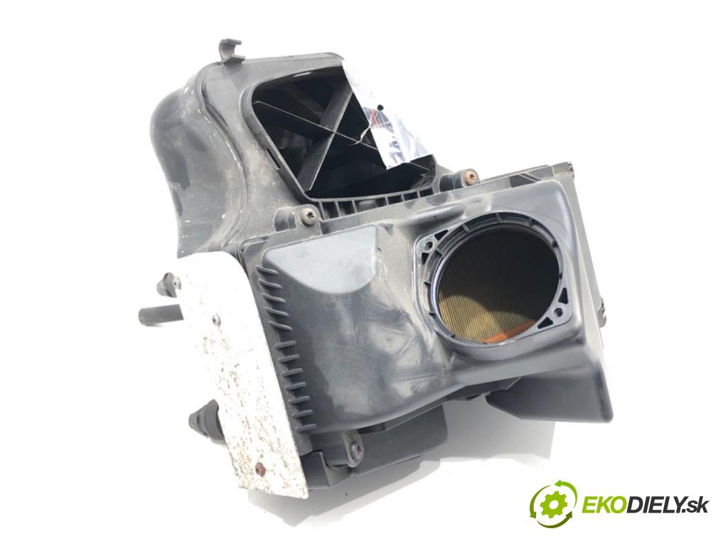 AUDI A4 B8 Avant (8K5) 2007 - 2015    1.8 TFSI 88 kW [120 KM] benzyna 2008 - 2015  Obal filtra vzduchu 8R0133835E (Obal filtra vzduchu)