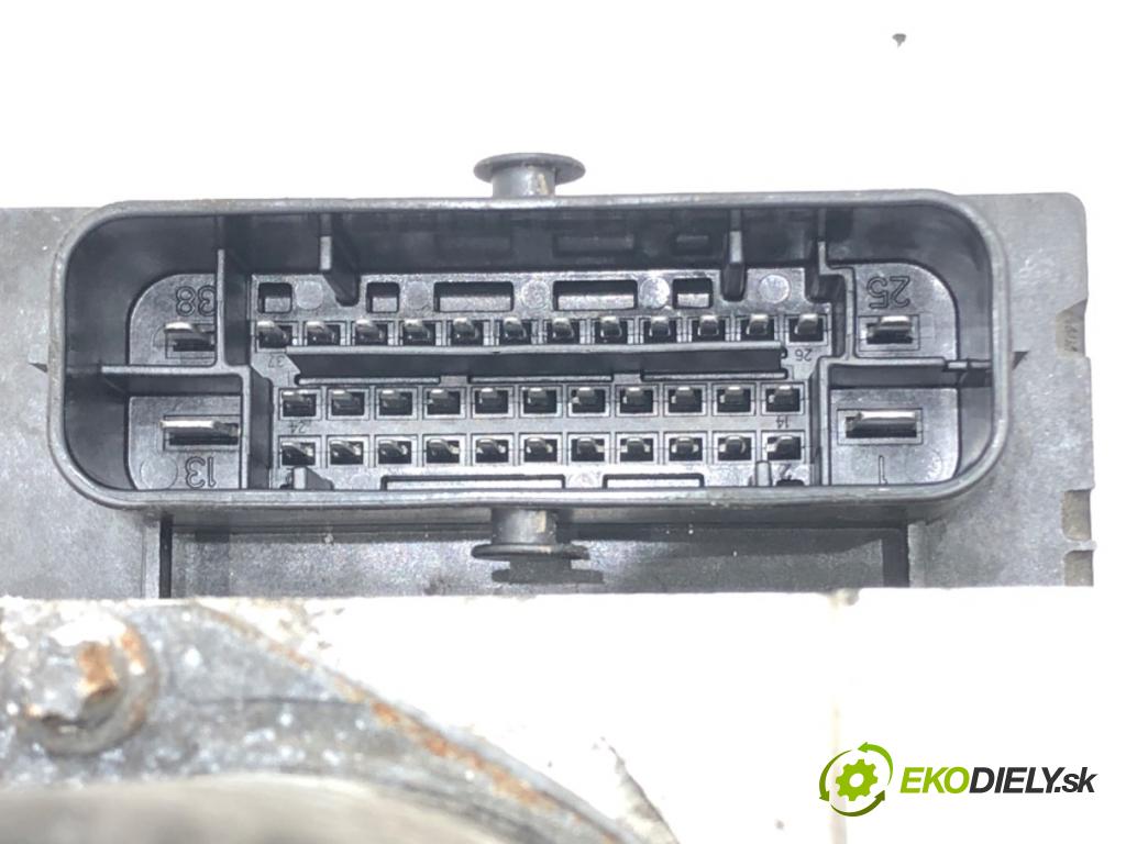 AUDI A4 B8 Avant (8K5) 2007 - 2015    1.8 TFSI 88 kW [120 KM] benzyna 2008 - 2015  Pumpa ABS 8K0907379AG  8K0614517GH (Pumpa ABS)