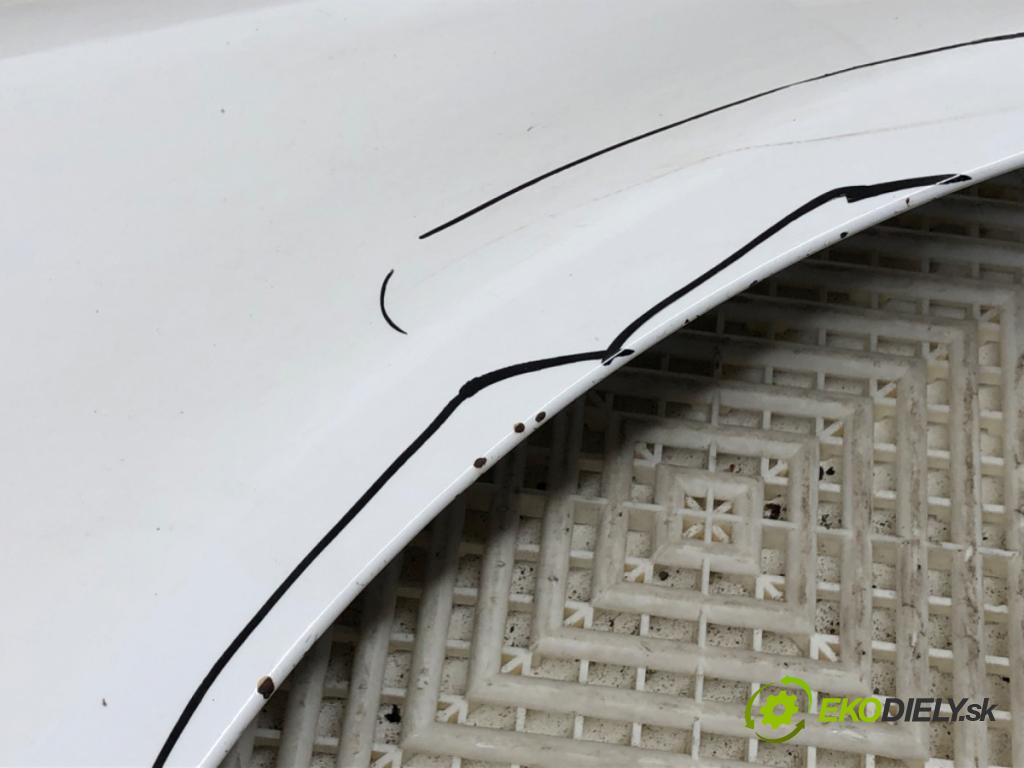 AUDI A4 B8 Kombi 2008 88 kW 1.8 TFSI 1798 blatník pravý přední část