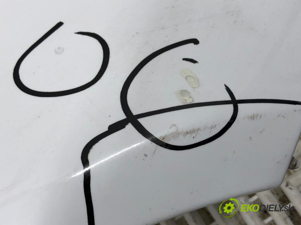 AUDI A4 B8 Kombi 2008 88 kW 1.8 TFSI 1798 blatník pravý přední část