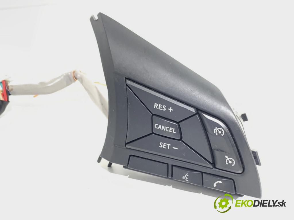 NISSAN QASHQAI J11 SUV 2021 103 kW 1.3 DIG-T 1332 SPÍNAČE: volantu