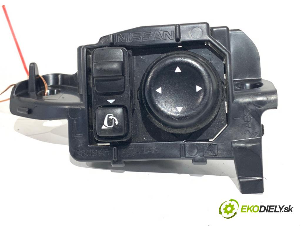 NISSAN QASHQAI J11 SUV 2021 103 kW 1.3 DIG-T 1332 Prepínač nastavenia spätných zrkadiel 255704EA1B (Prepínacie páčky pod volantom)