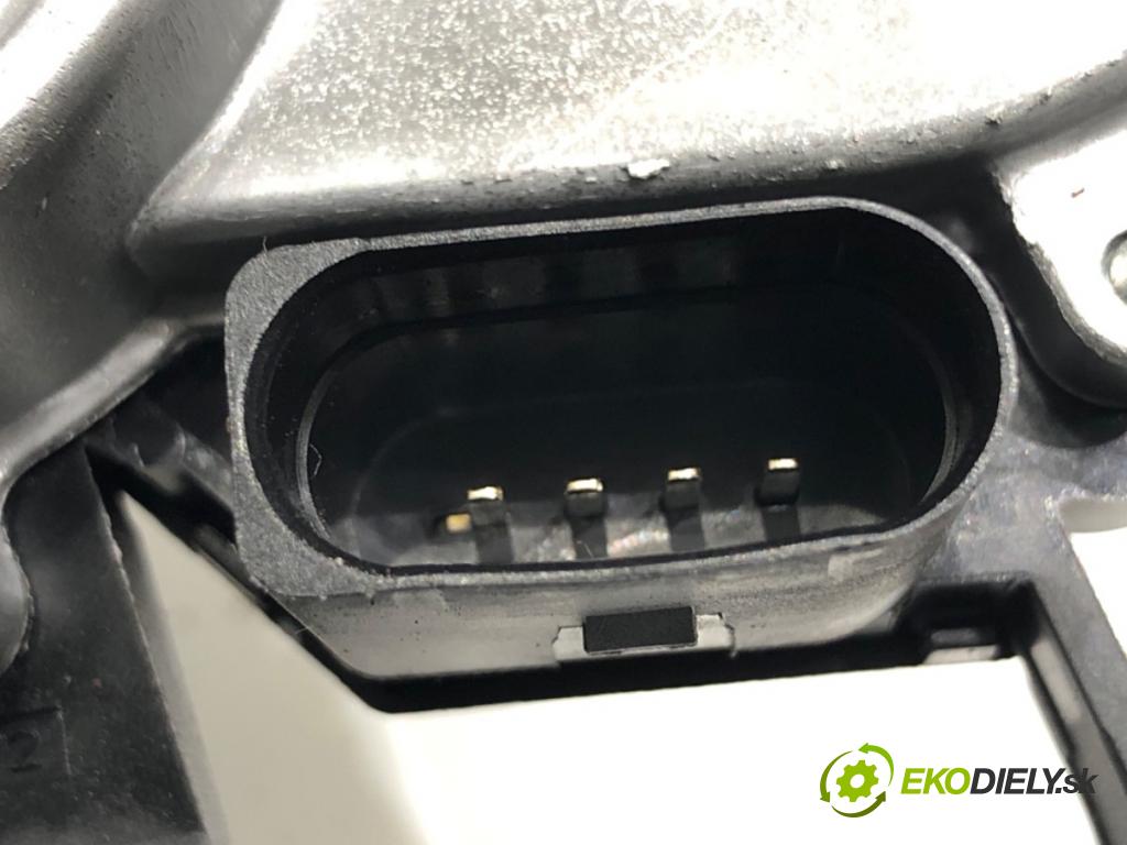 SKODA OCTAVIA III Combi (5E5, 5E6) 2012 - 2022    1.4 TSI 110 kW [150 KM] benzyna 2014 - 2020  motor stěračů zadní část 5F4955711