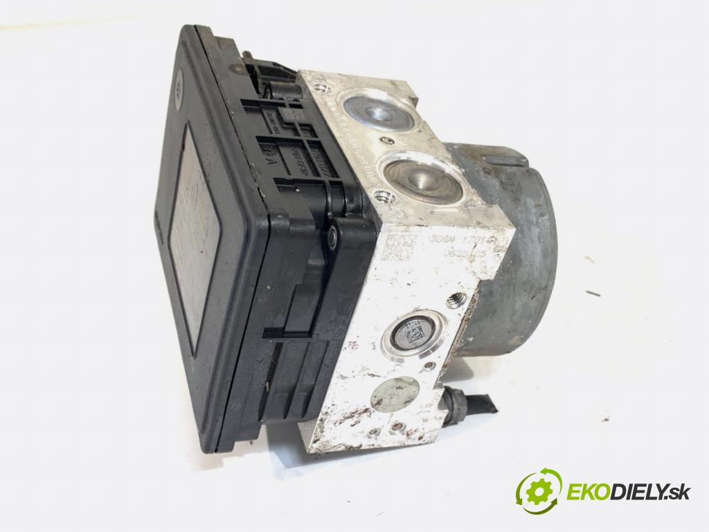 SKODA OCTAVIA III Kombi 2017 110 kW 1.4 TSI 1395 Pumpa ABS 5Q0614517AQ (Pumpa ABS)