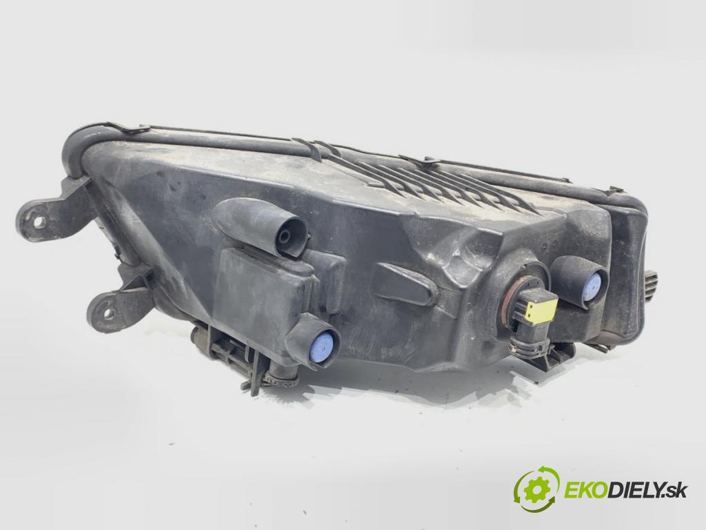 SKODA OCTAVIA III Combi (5E5, 5E6) 2012 - 2022    1.4 TSI 110 kW [150 KM] benzyna 2014 - 2020  hmlové svetlo, hmlovka pravý přední část 5E0941700F