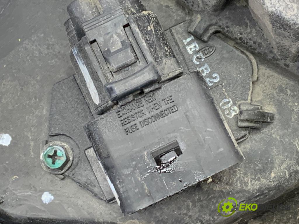 HYUNDAI i30 (GD) 2011 - 2022    1.6 88 kW [120 KM] benzyna 2012 - 2016  Ventilátor chladiča  (Ventilátor)