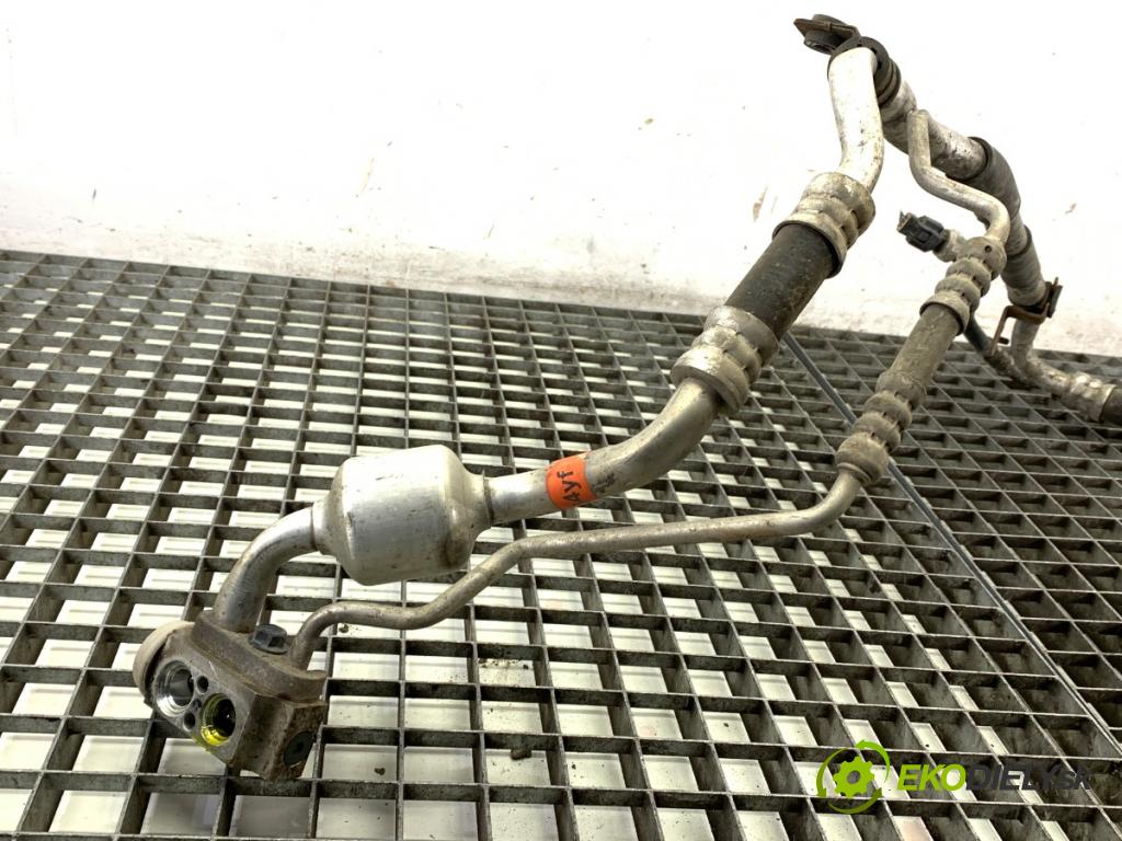 HYUNDAI i30 (GD) 2011 - 2022    1.6 88 kW [120 KM] benzyna 2012 - 2016  rúrka klimatizácie 97775-A7050 (Rúrka klimatizácie)