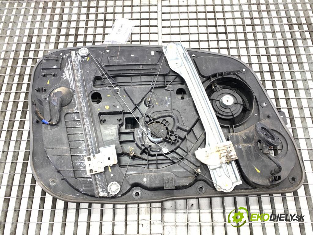 HYUNDAI i30 (GD) 2011 - 2022    1.6 88 kW [120 KM] benzyna 2012 - 2016  mechanismus okna pravý přední část 82480-A6010