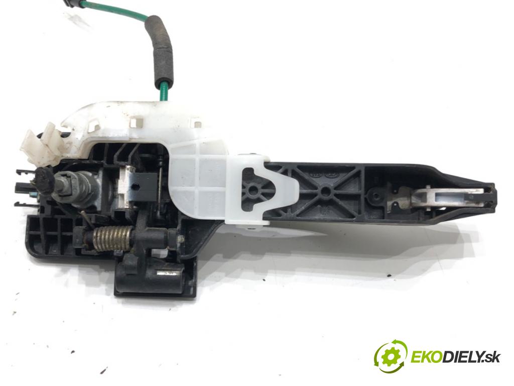 HYUNDAI i30 liftback 2013 88 kW 1.6 1591 Kľučka vonkajšia ľavy predný