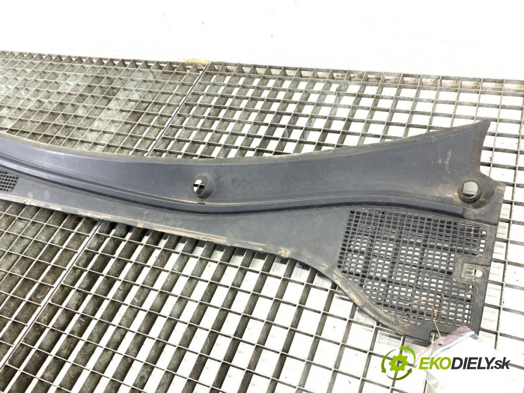 RENAULT CLIO III (BR0/1, CR0/1) 2005 - 2014    1.2 16V (BR0P, CR0P) 74 kW [101 KM] benzyna 2007 - 2014  Torpédo, plast pod čelné okno 8200290131 (Torpédo)