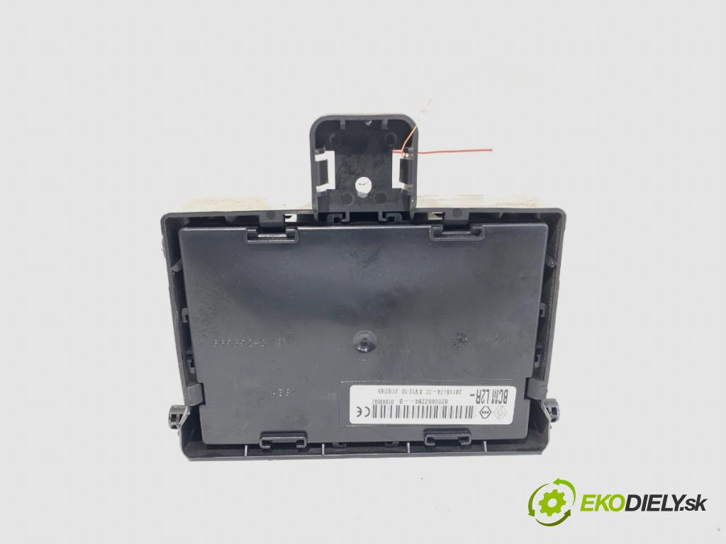 RENAULT CLIO III liftback 2009 74 kW 1.2 16V (BR0P, CR0P) 1149 Modul BCM 8200652284B (Riadiaca jednotka ostatné)
