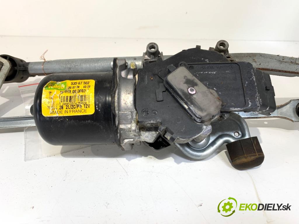 RENAULT CLIO III liftback 2009 74 kW 1.2 16V (BR0P, CR0P) 1149 Mechanizmus stieračov predný 54523631 (Motorček stieračov predný)