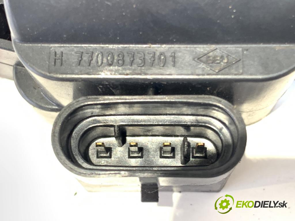 RENAULT CLIO III liftback 2009 74 kW 1.2 16V (BR0P, CR0P) 1149 Cievka zapaľovacia 224336134R (Zapaľovacia cievka)